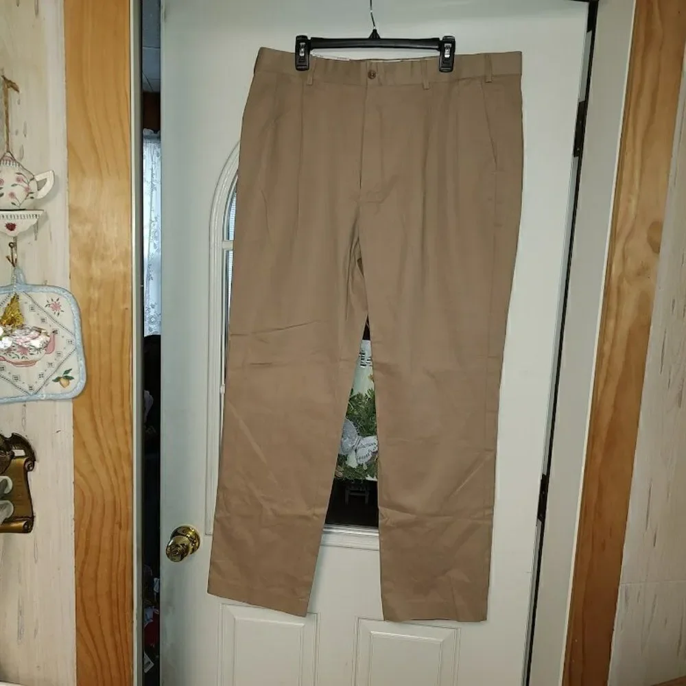 New Architect Straight Fit Khaki Wrinkle Resistant Men's 40/32